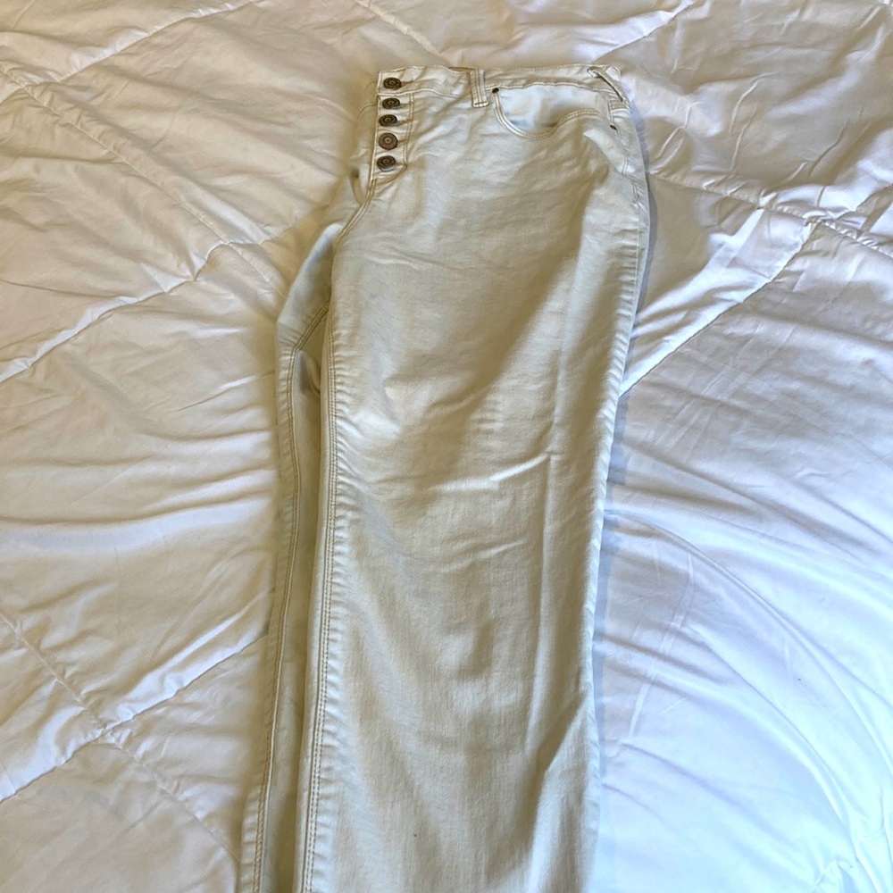 Sound Style Button Fly Denim Ankle Jeans